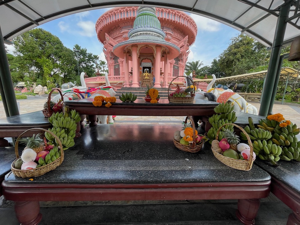 Altar offerings Erawan Museum